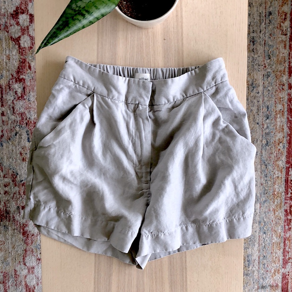 Artitzia “Wilfred” Fable Linen Shorts